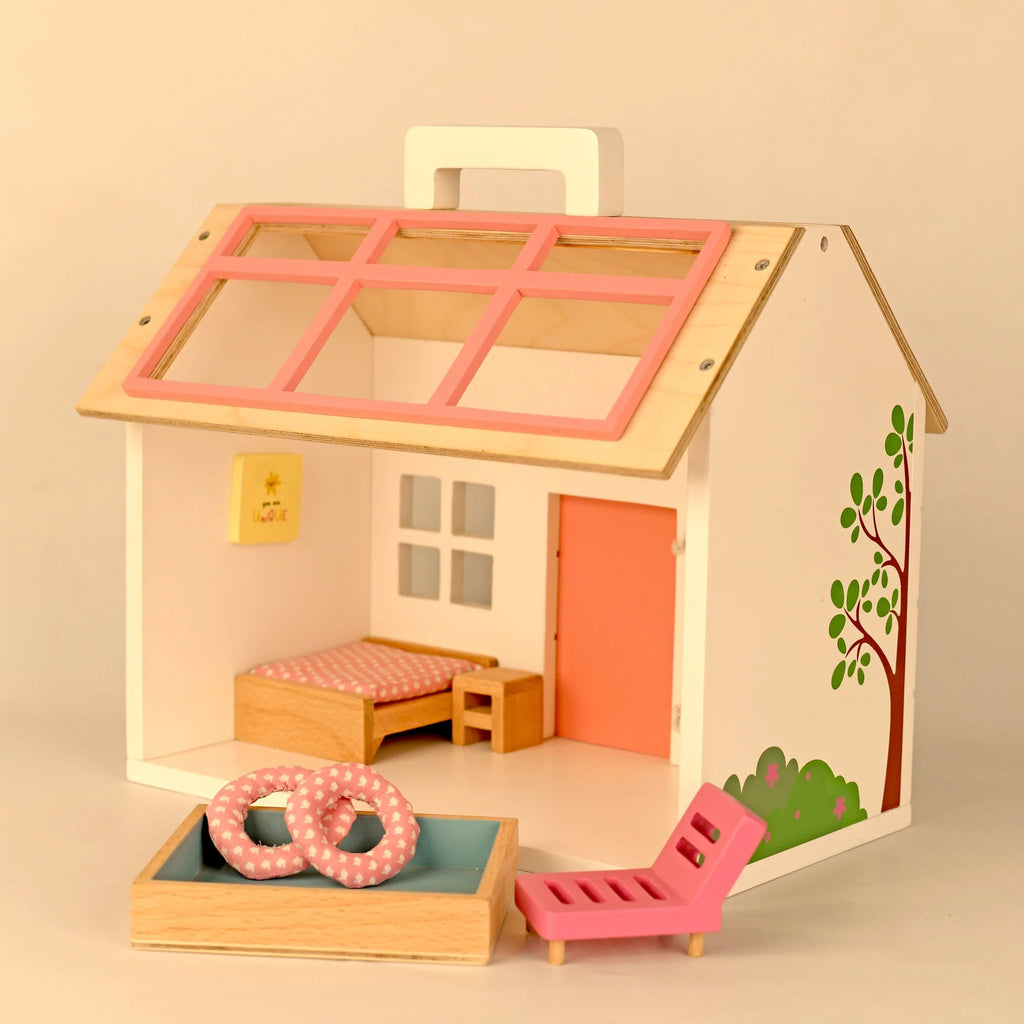 Playbox Pop’s Pool Side Villa – Mini Doll House - Tortoyse