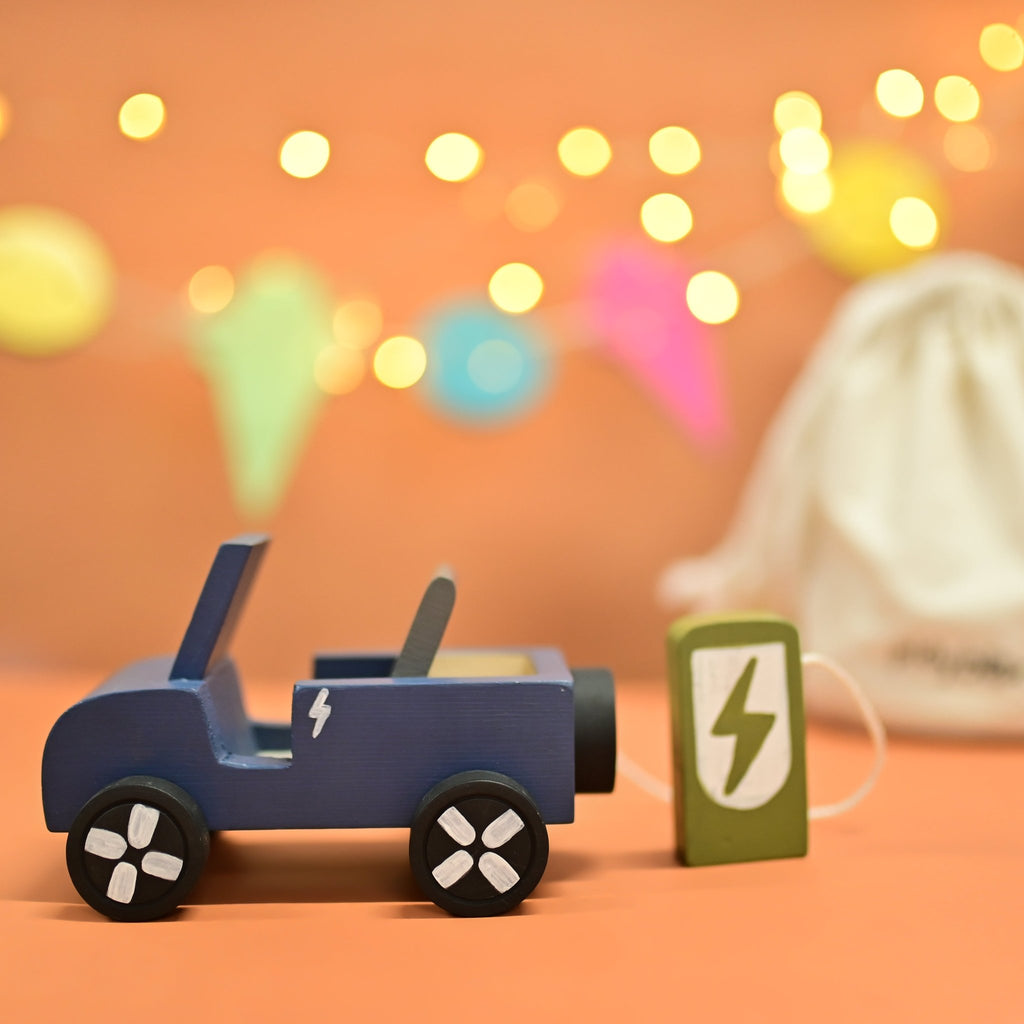Playbox Wooden EV Jeep with Charger - Tortoyse