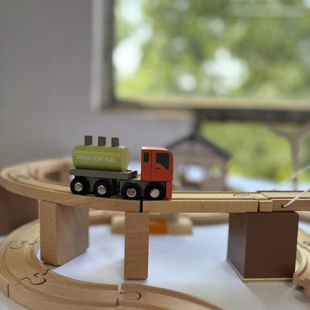 Playbox Wooden Track Bridge Ship & Station Playset - Tortoyse